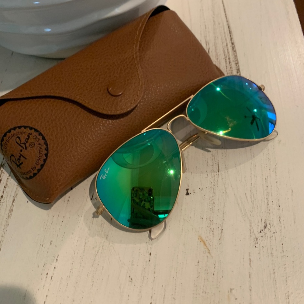 ray ban aviator